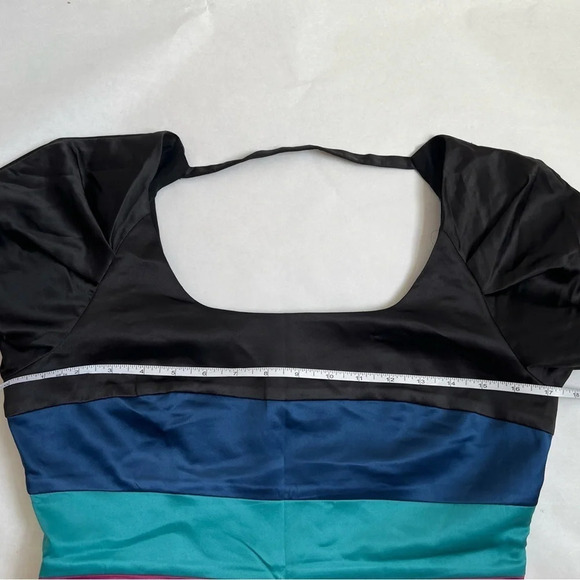 Loafavarra Women colorful Stripped Bell Sleeves Open Back Cocktail Dress Sz 6/ S - Picture 4 of 10